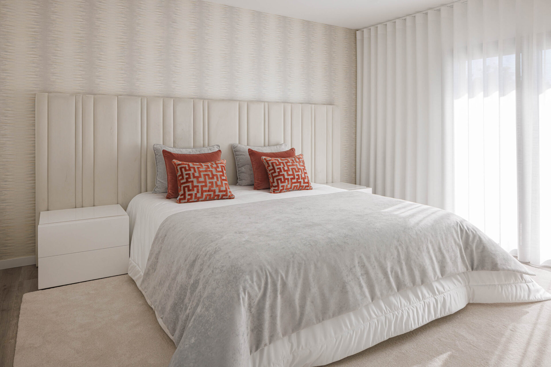 Cama Amour com painéis laterais | Interdesign