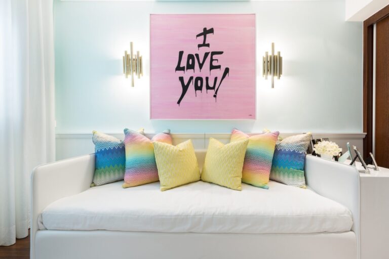 Cama Estofada Cosy - Com Gaveta | Interdesign