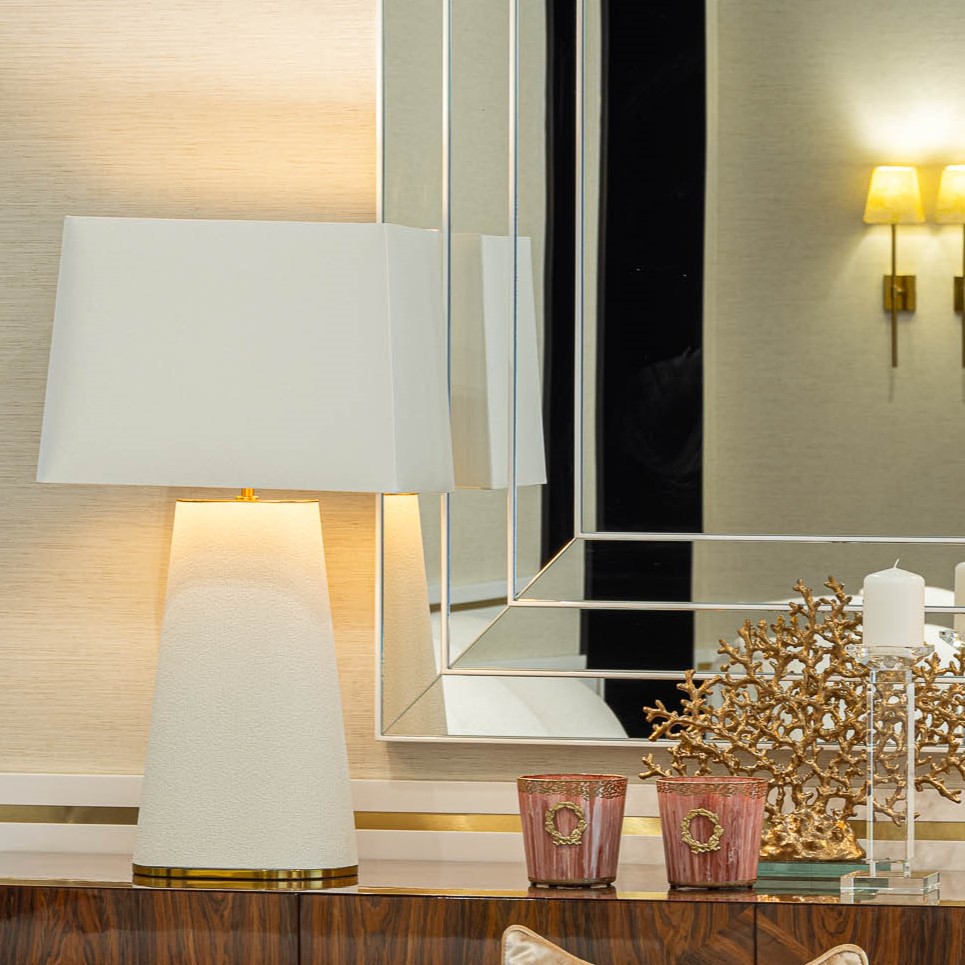 Kiss Table Lamp | Interdesign