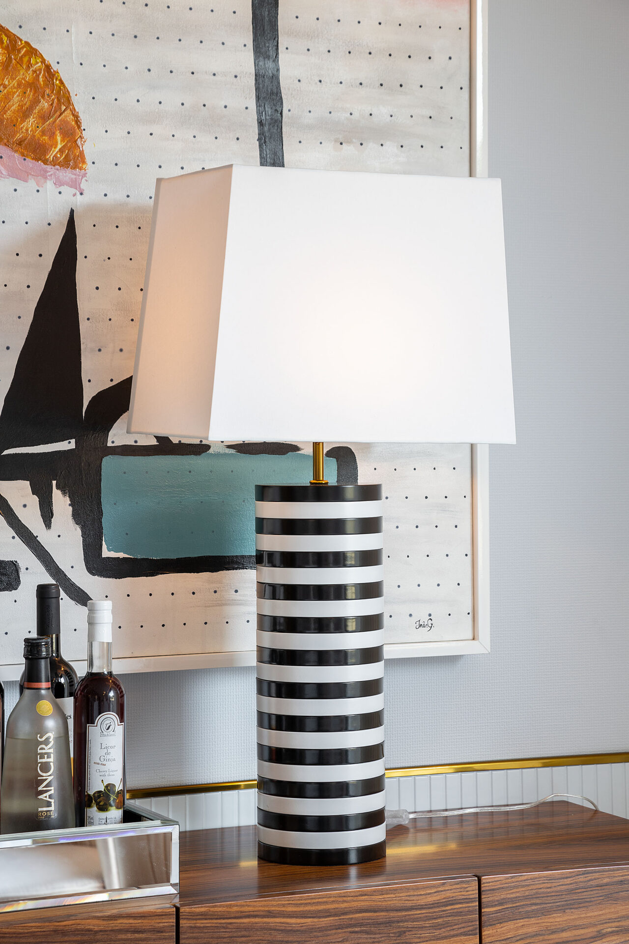 Egoist Table Lamp | Interdesign