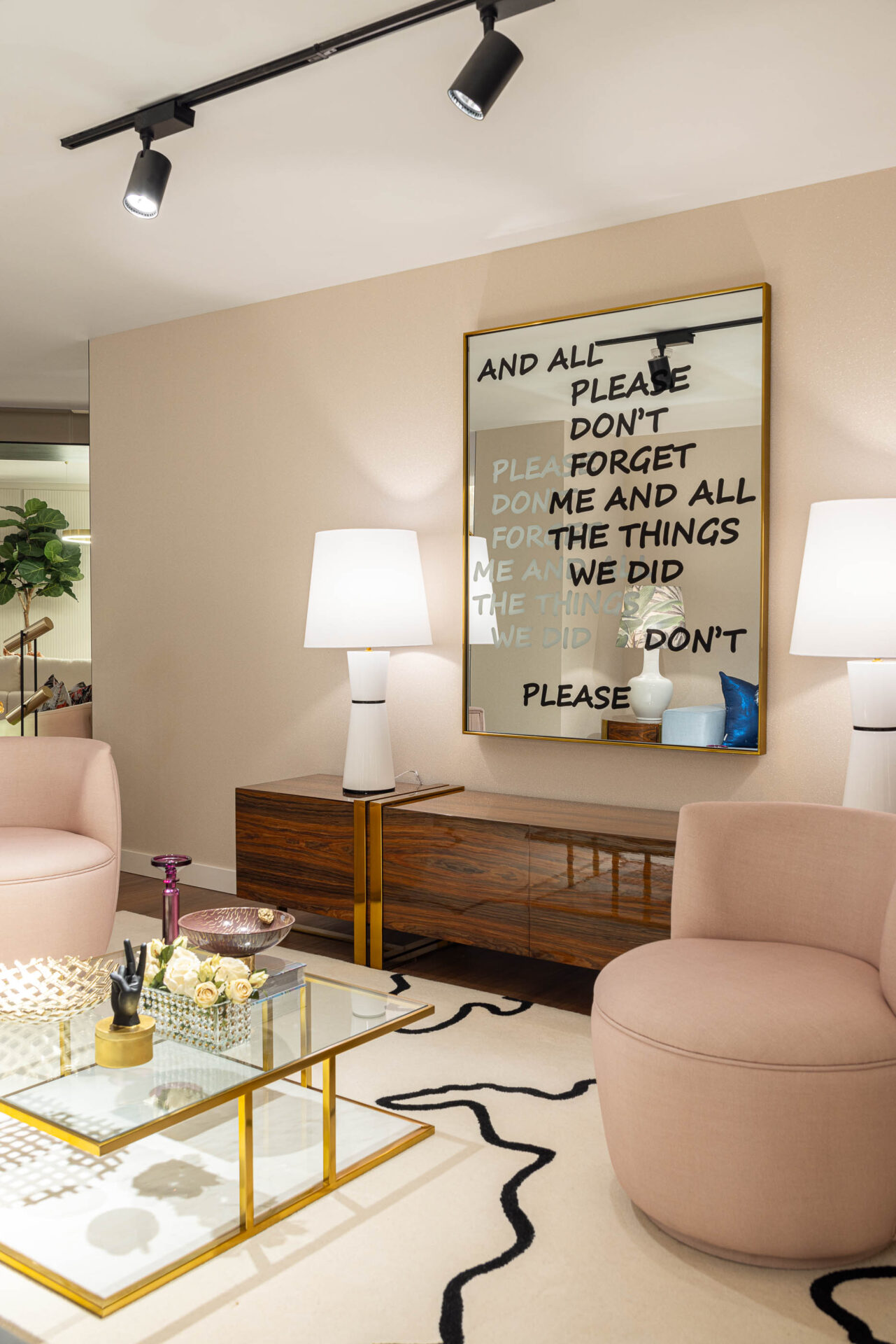 Wonder Table Lamp | Interdesign