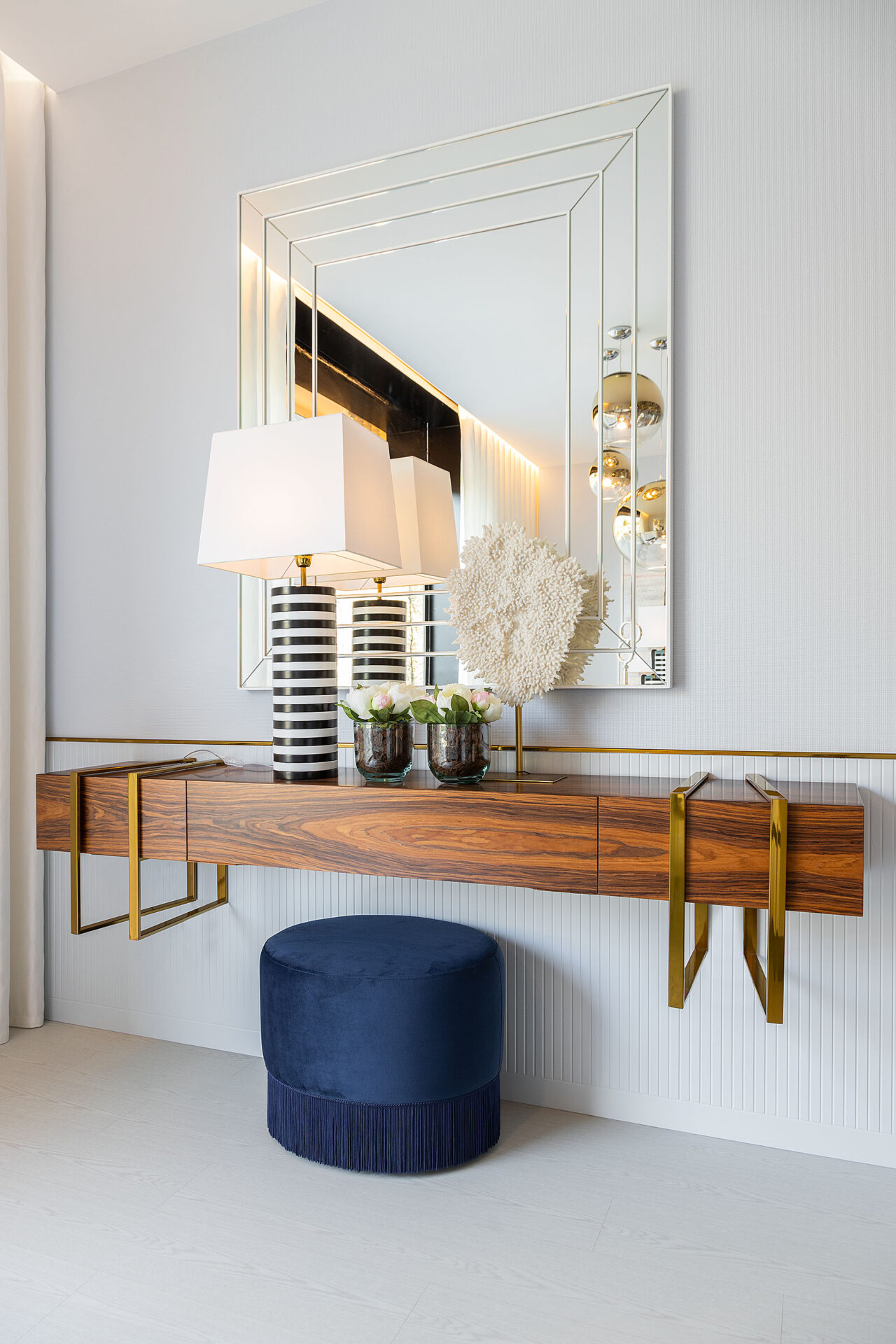 Candy Console | Interdesign