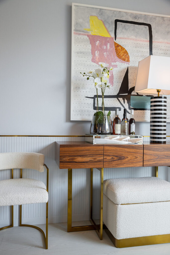 Silk Console | Interdesign