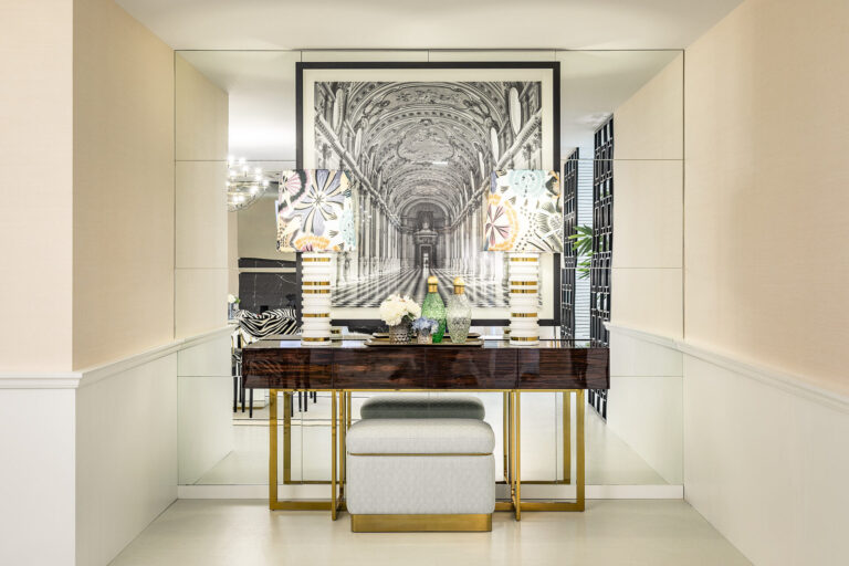 Silk Console | Interdesign