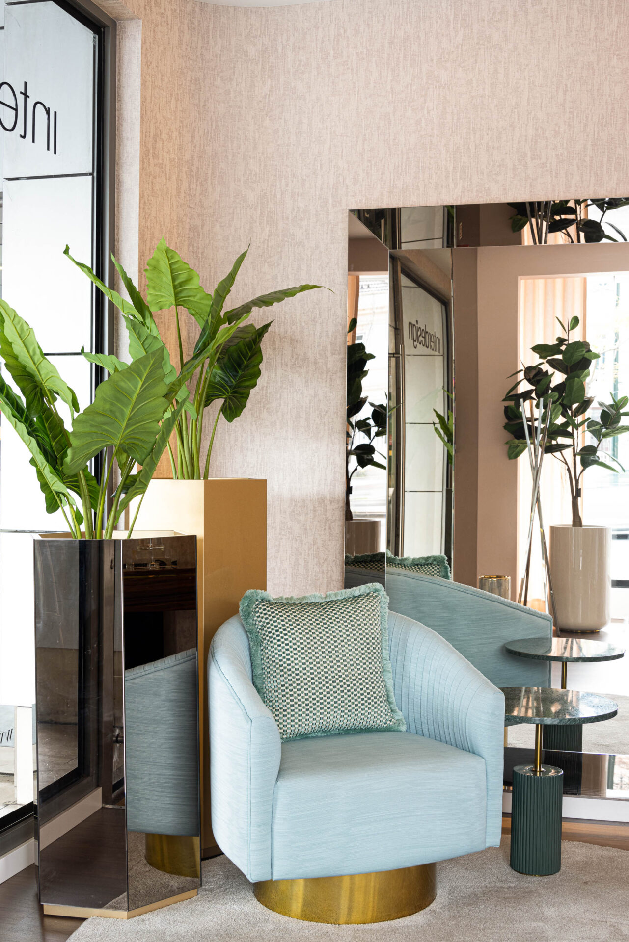 Dream Side Table | Interdesign