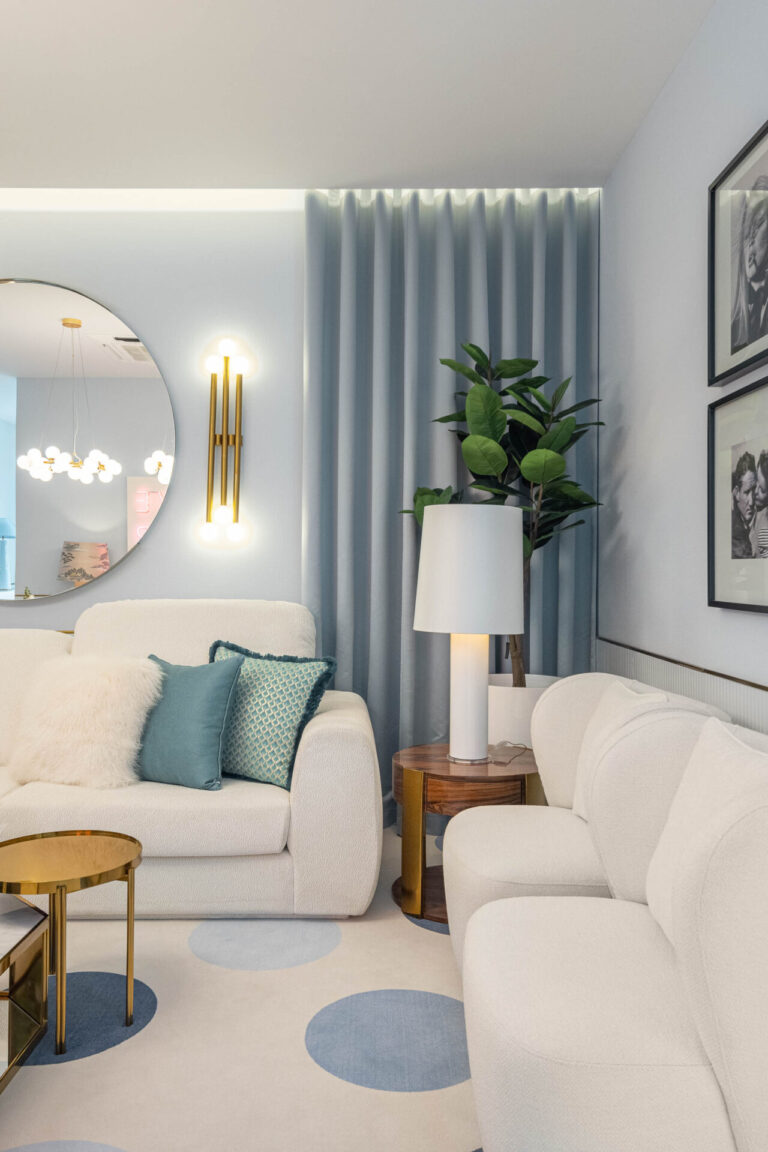 Omega Side Table | Interdesign