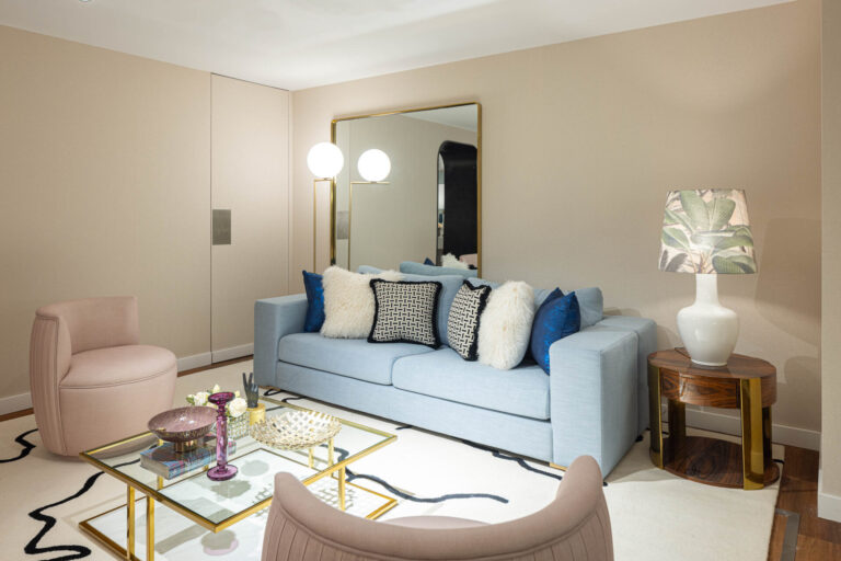 Omega Side Table | Interdesign