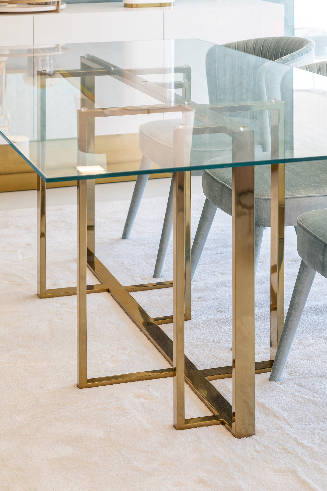 Deco Dining Table | Interdesign