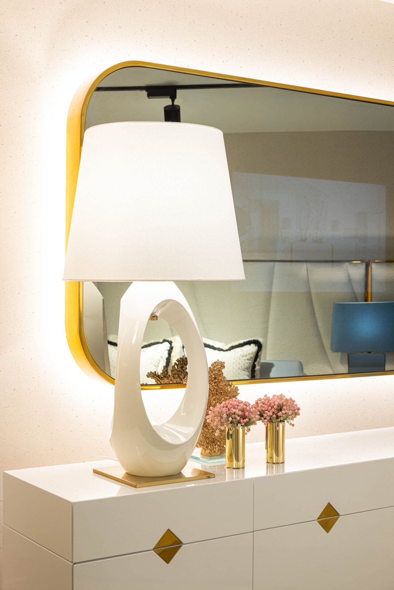 Paloma TV Panel | Interdesign