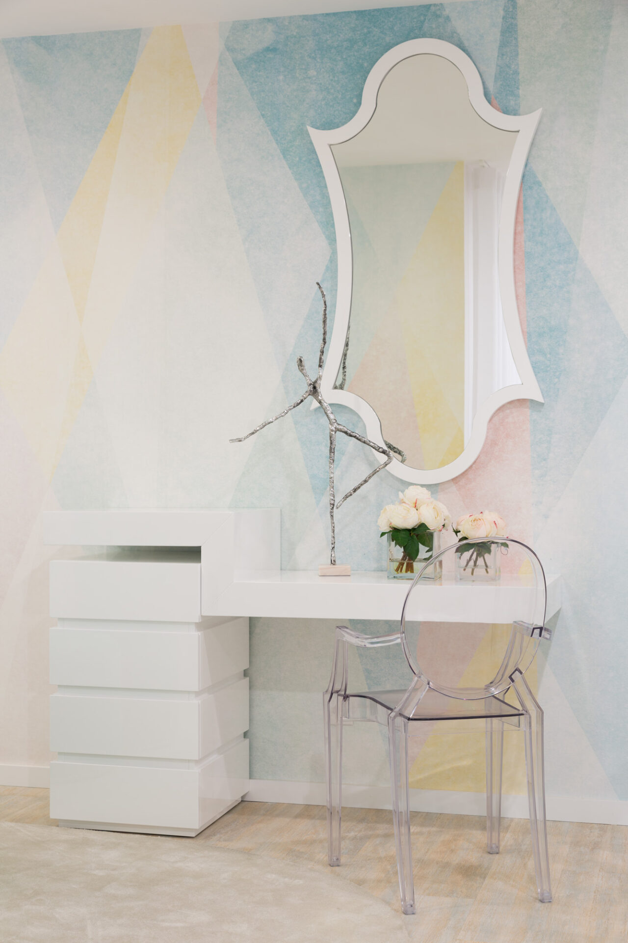 Athum Desk | Interdesign