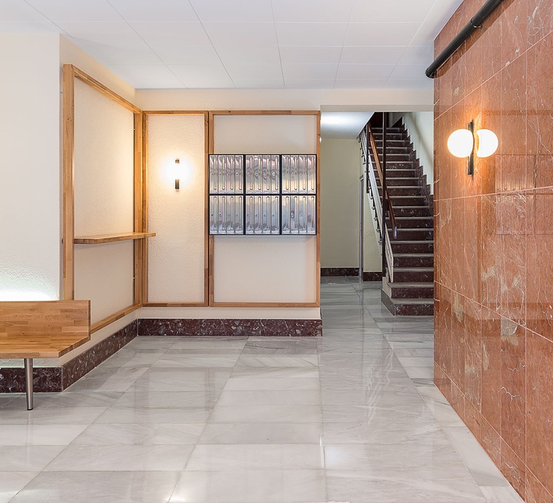 CIRC I Wall Lamp | Interdesign