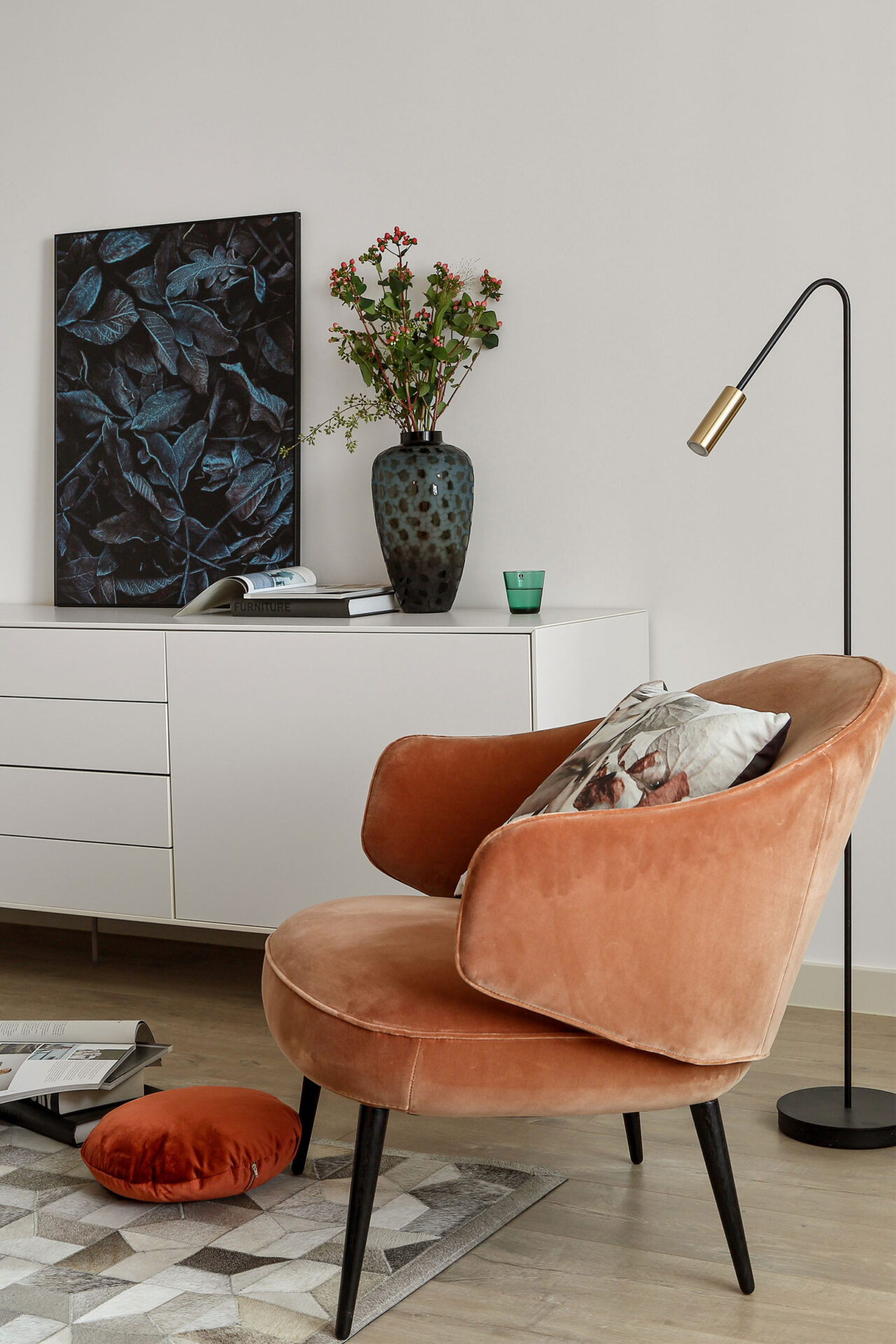 VOLTA Floor Lamp | Interdesign