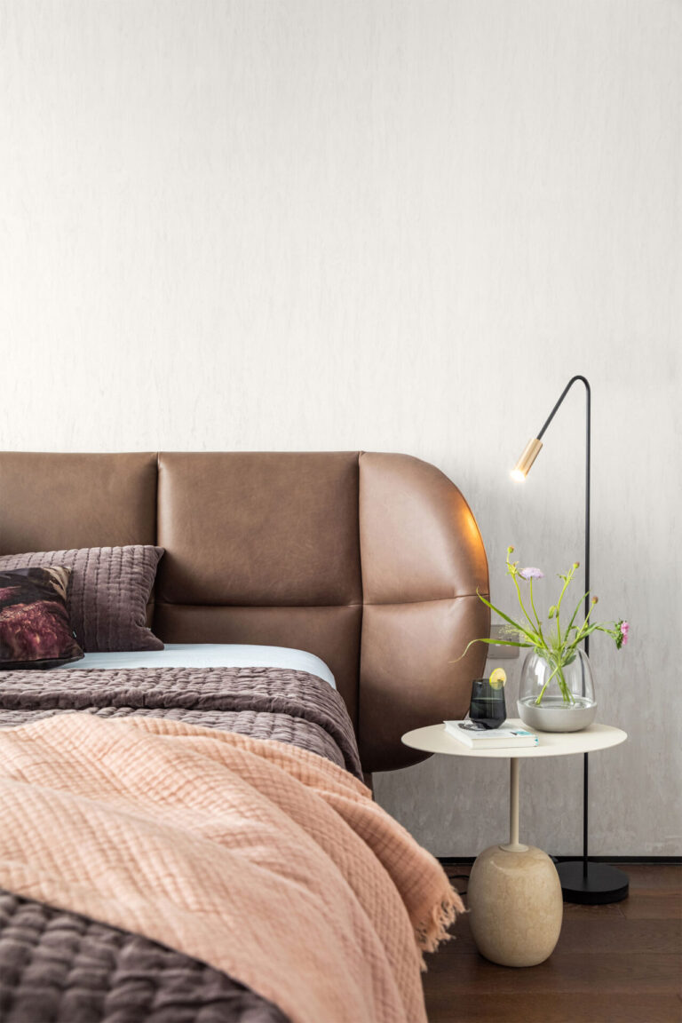 VOLTA Floor Lamp | Interdesign