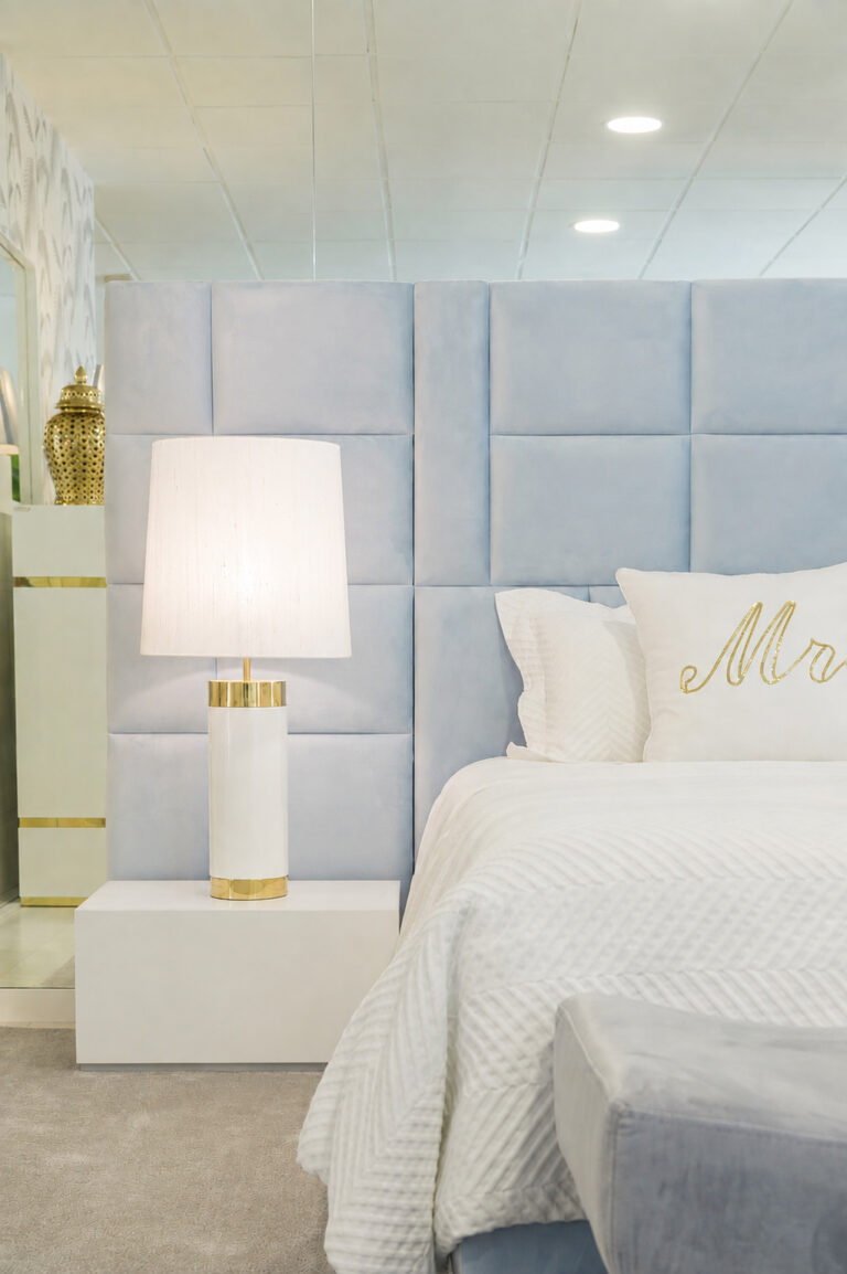 Athum Bedside Table (Outlet) | Interdesign